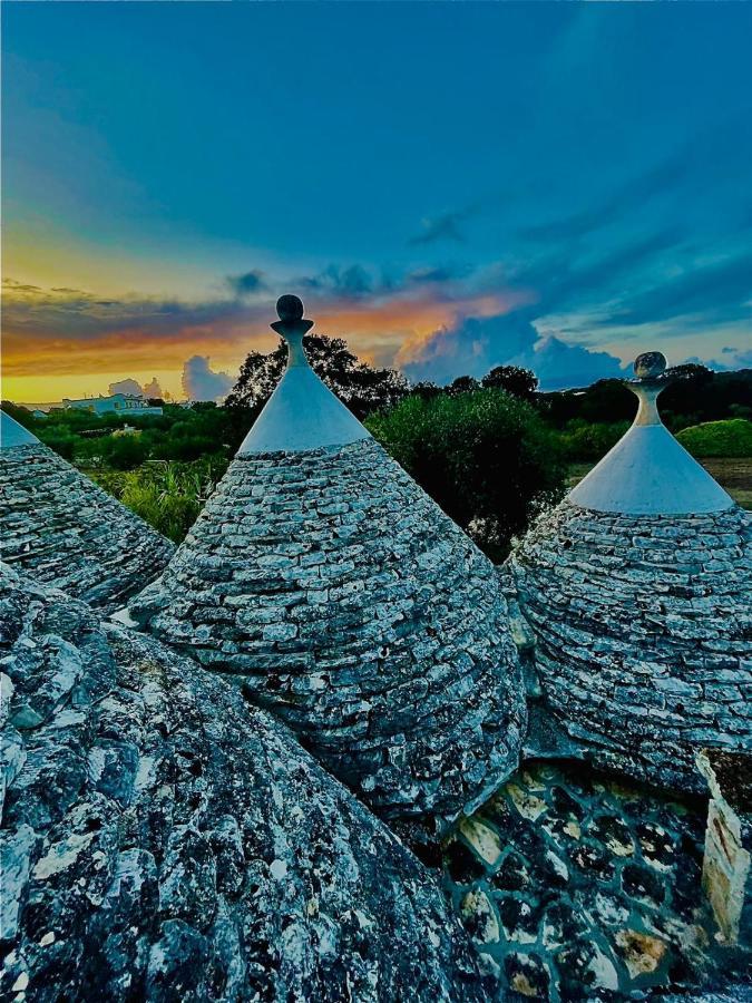 Scardino Trulli Hotel Locorotondo Exterior photo